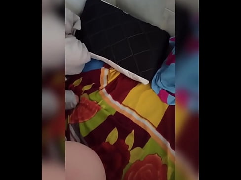 ❤️ מיין צימערמאן בלײַבט אליין אין שטוב ווייל איר מאן גייט אויף וואקאציע און איך נעם די געלעגנהייט איר צו פאקן און אנפילן איר טאָכעס מיט מילך ❤ סופּער סעקס ביי אונדז ️❤